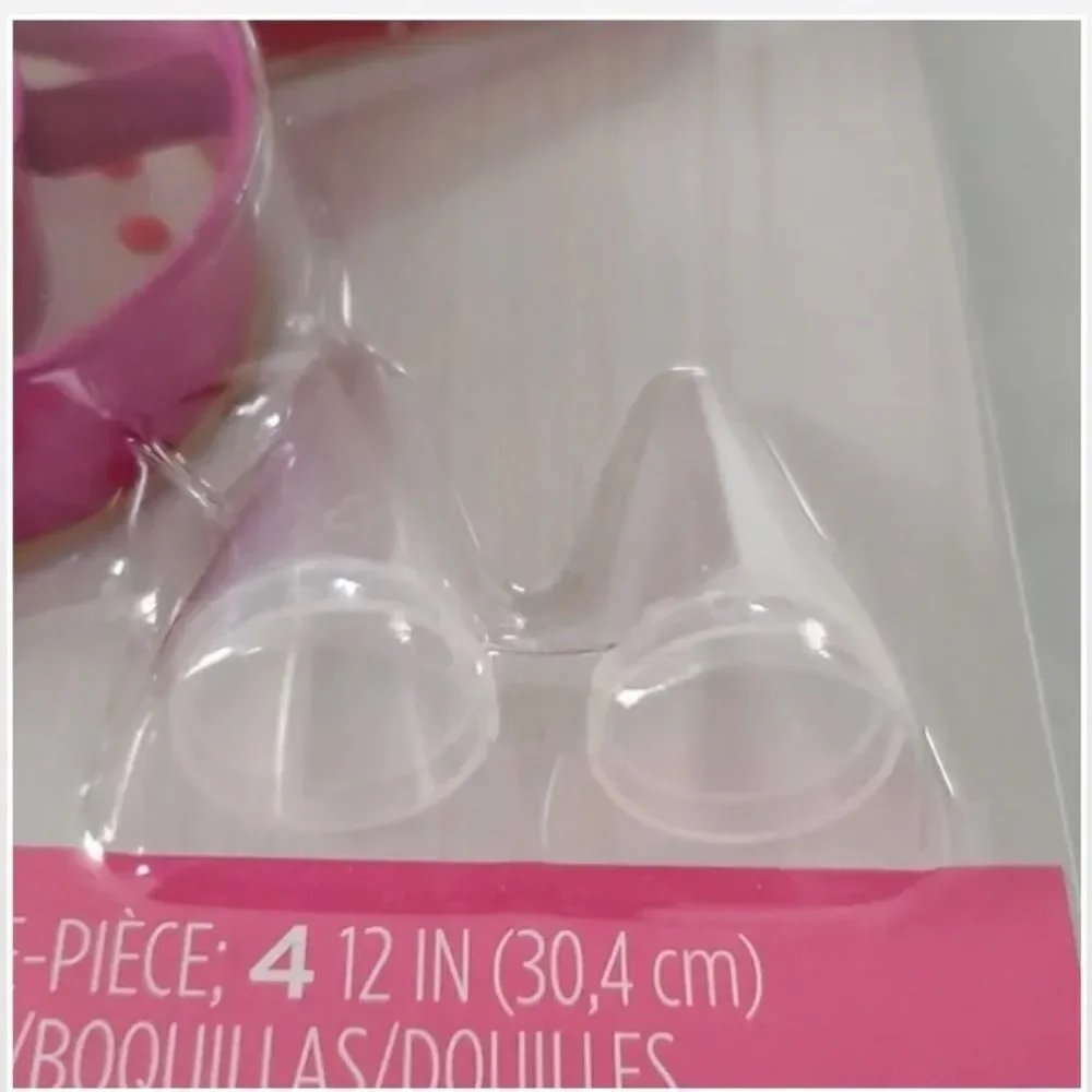 New Cookie Decorating Hearts & XO 12 Piece Kit
